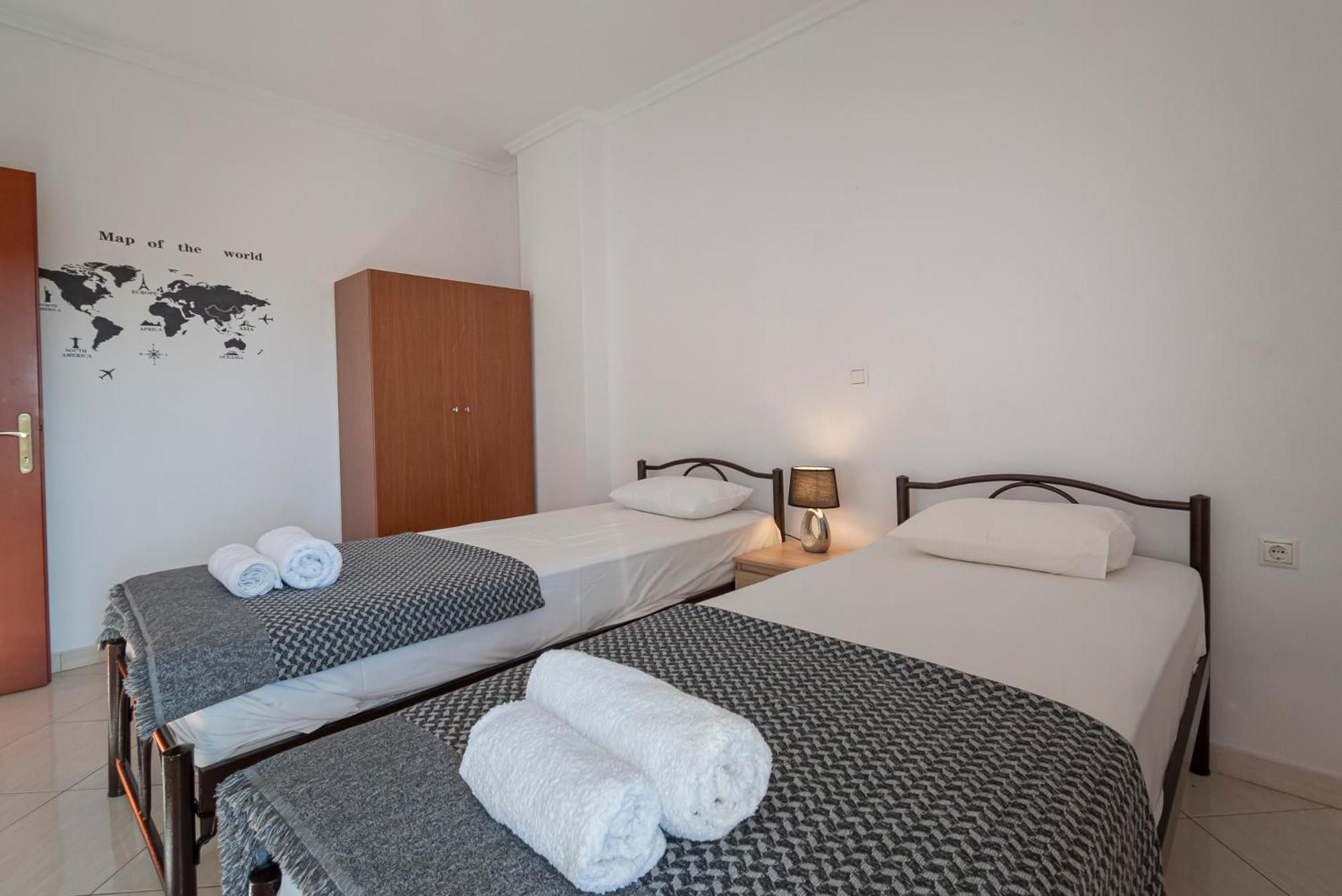 Elli Lux By Rentalspro - Nea Halkidiki Apartment Flogita