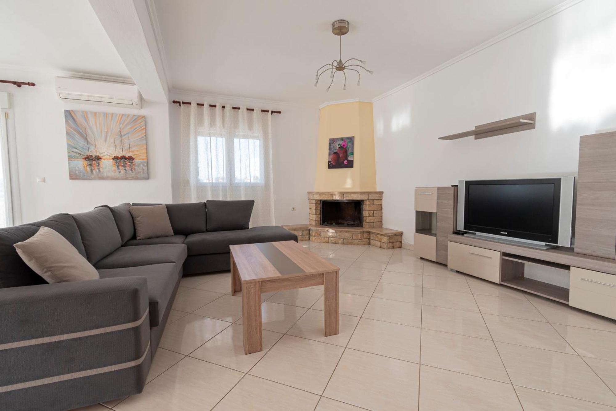 Elli Lux By Rentalspro - Nea Halkidiki Apartment